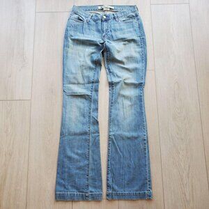Gap Long And Lean size 4 Long light wash bootcut jeans